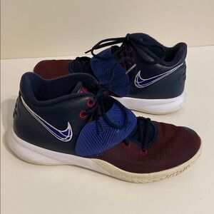 Men's Nike Kyrie Flytrap III Obsidian Bordeaux Size US 11 basketball shoes